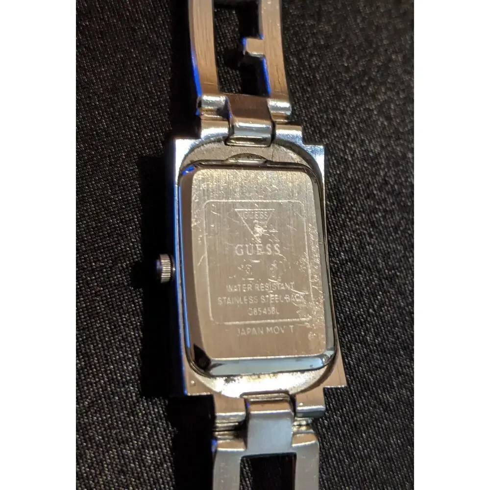 Guess Women's Quartz Watch Silver Dial Crystals Stainless Steel Bracelet G85458L